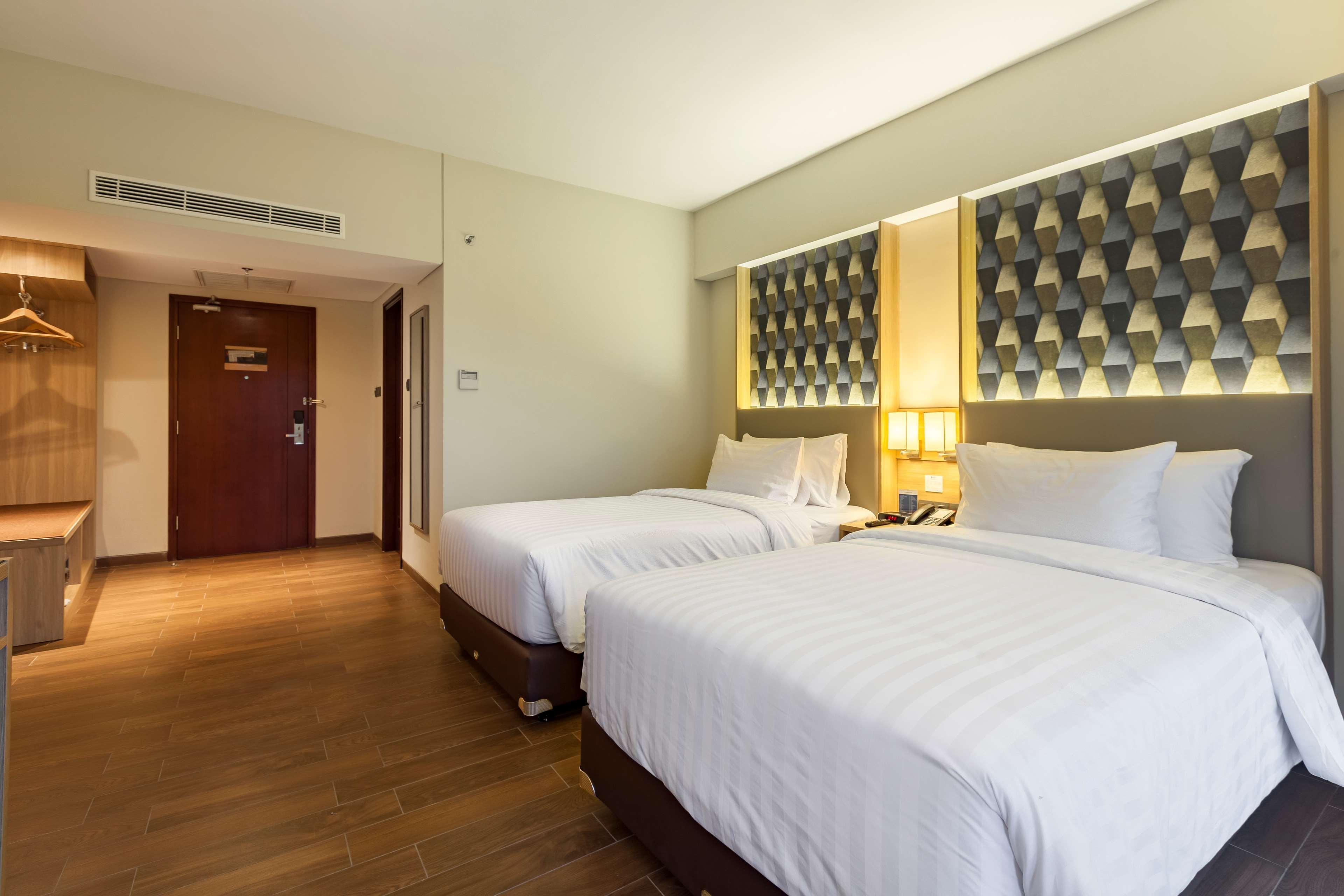Hotel Western Arena 4*
