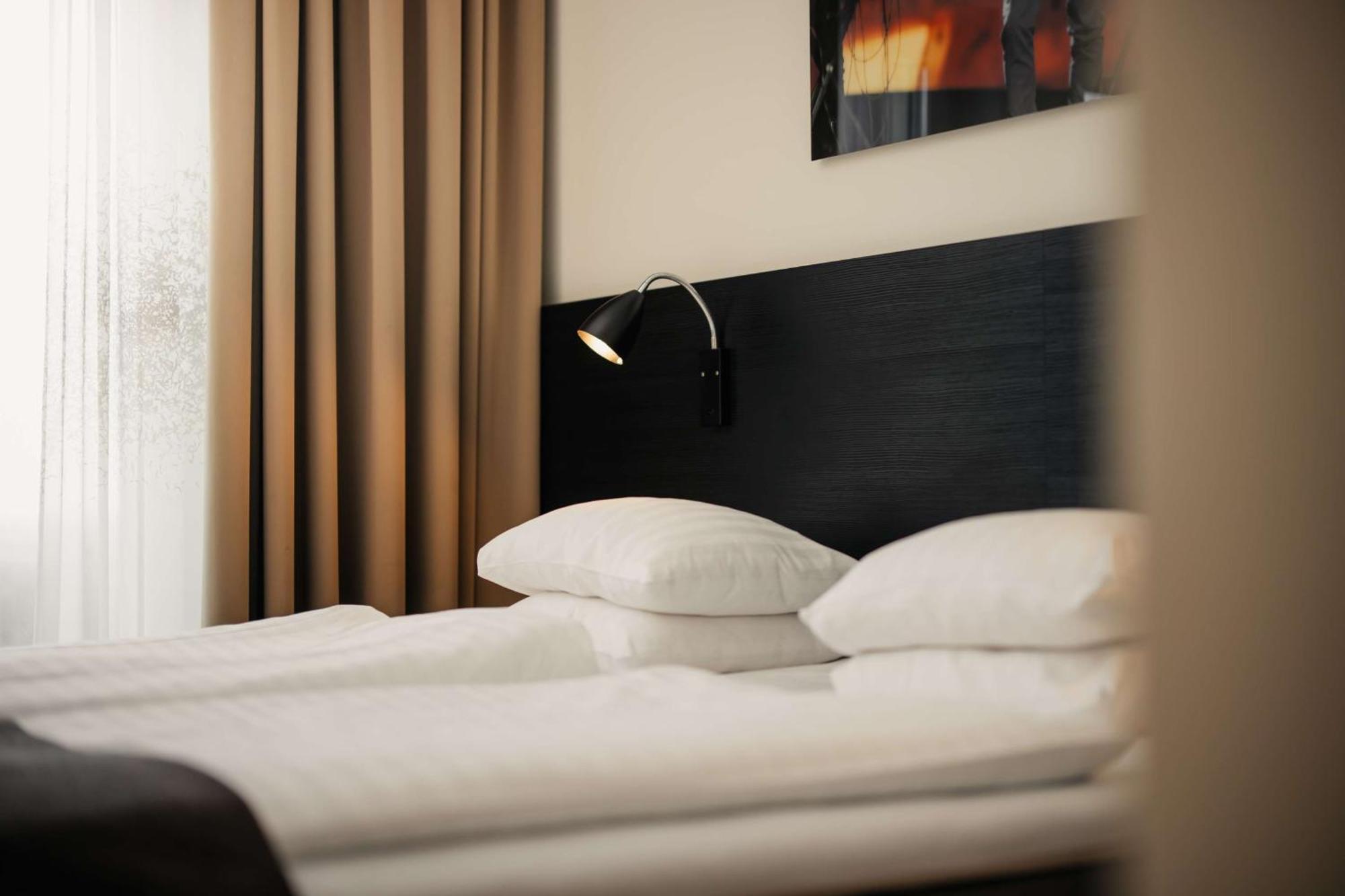 Western Arena Hotel